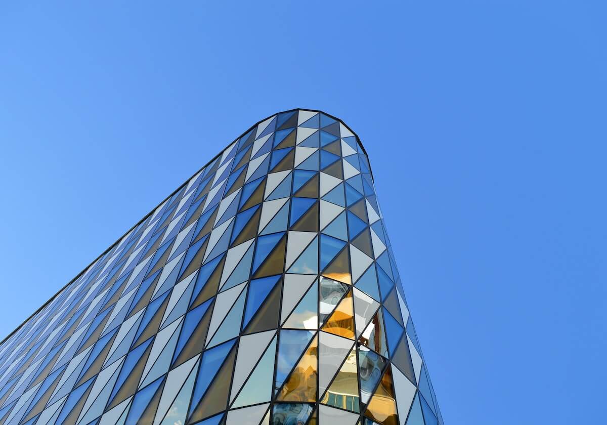 每日大赛深度揭秘:meiridasai风波背后,大V在粉丝见面会的角色极其令人意外